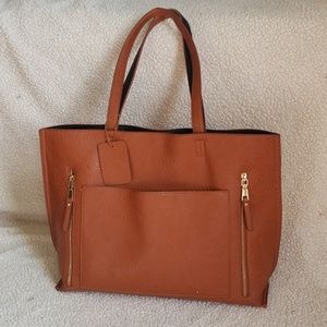 Brown tote